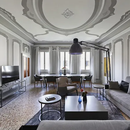 Foscarini *