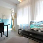 Foscarini Apartment *