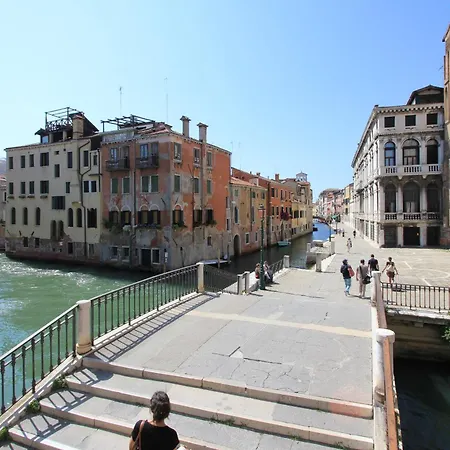 Foscarini Apartment Venice