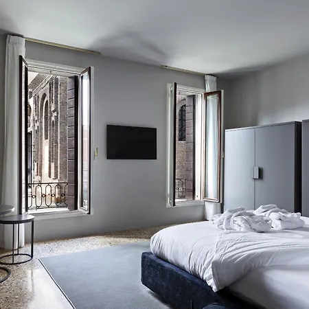 Foscarini Daire